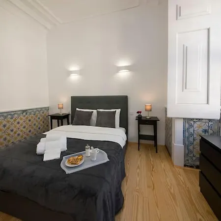 Luxurious Cais Do Sodre, 4 Bedrooms With View Appartement *