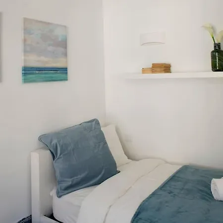 Luxurious Cais Do Sodre, 4 Bedrooms With View Apartmán Lisboa